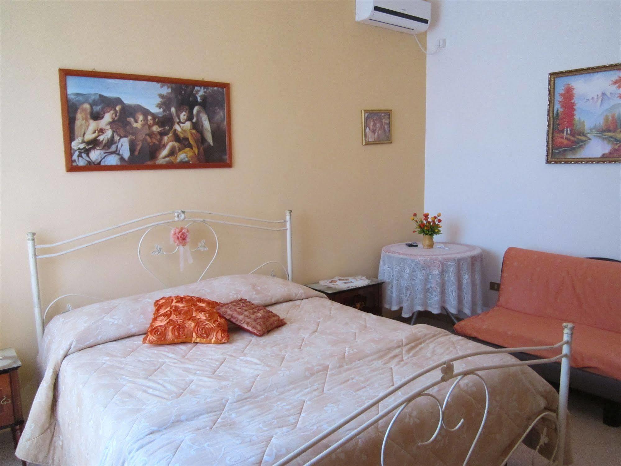 B&B Casa Mariangi Castellana Grotte Eksteriør billede