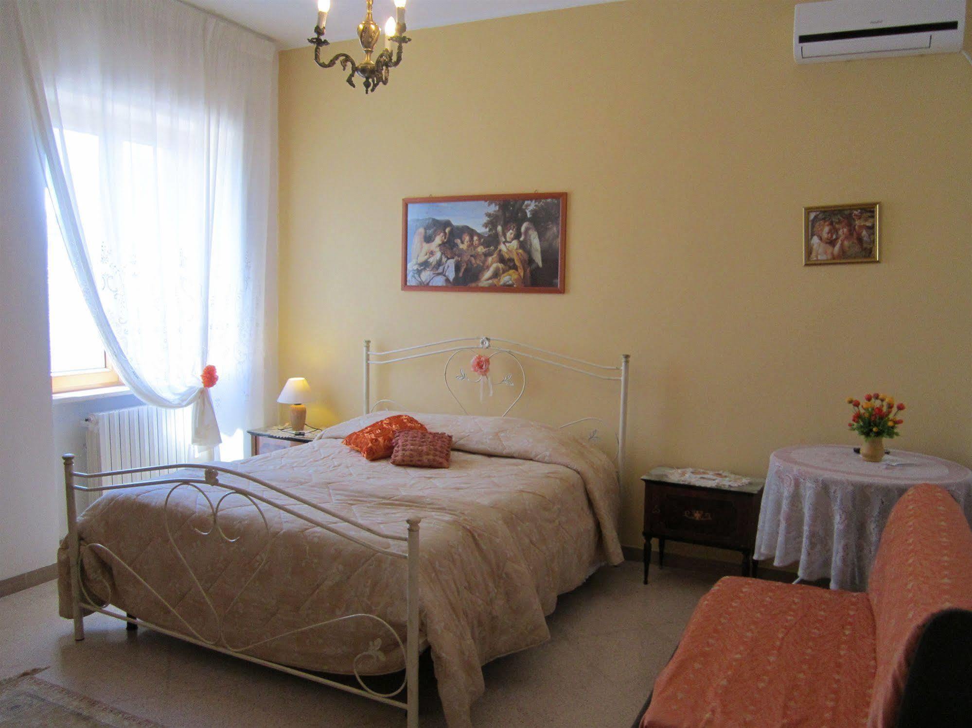 B&B Casa Mariangi Castellana Grotte Eksteriør billede